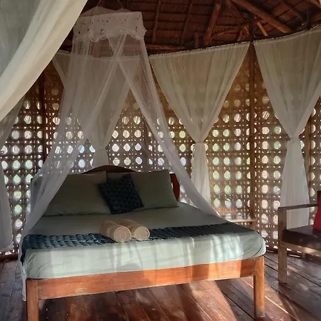 Prince John Beachfront Eco Bungalows And Restaurant San Vicente  Exterior photo