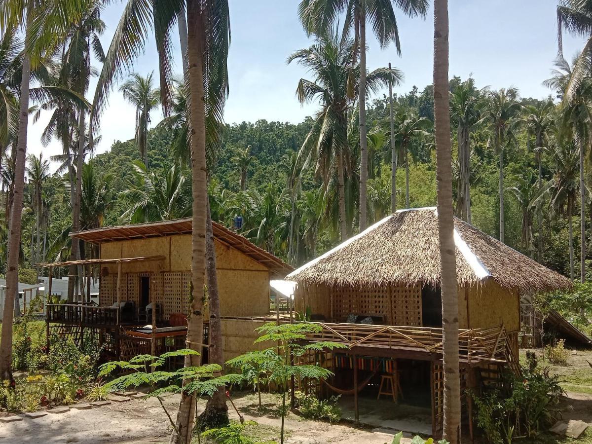 John Beachfront Eco And Restaurant