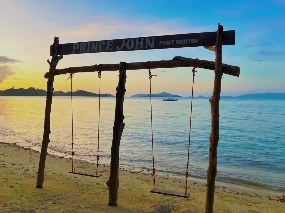 Inn John Beachfront Eco And Restaurant