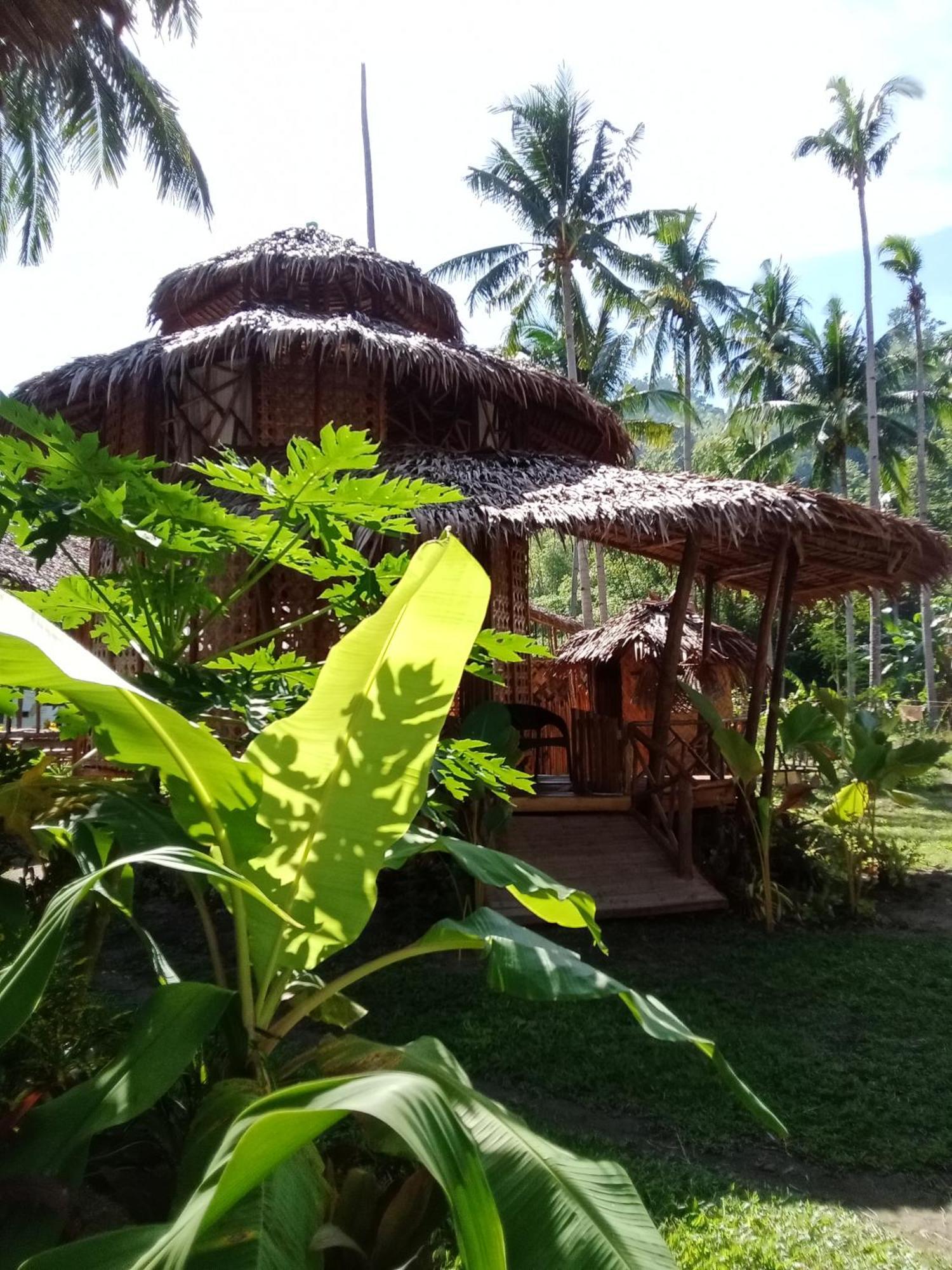 John Beachfront Eco And Restaurant Inn