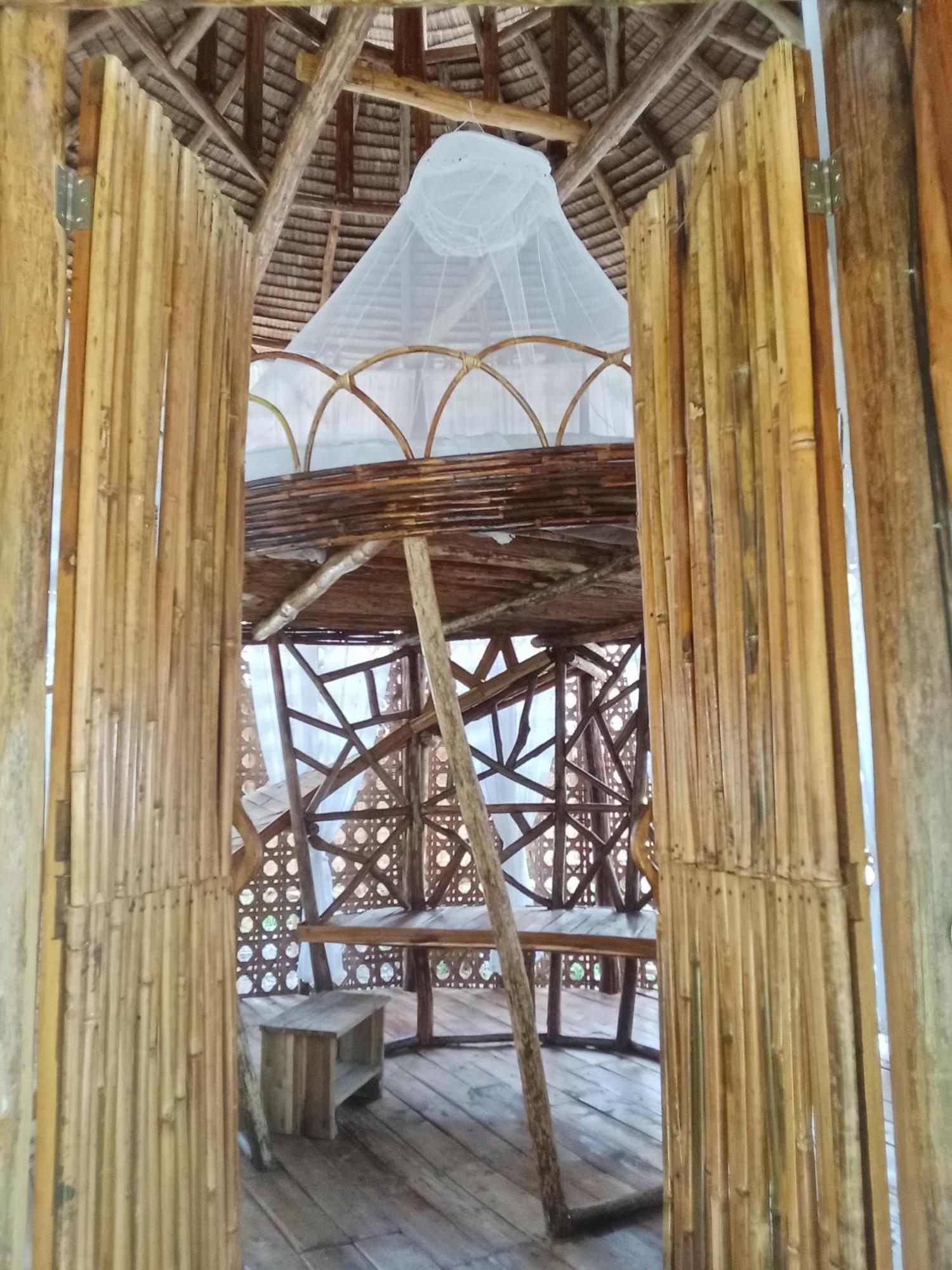 John Beachfront Eco And Restaurant Inn San Vicente (Palawan)