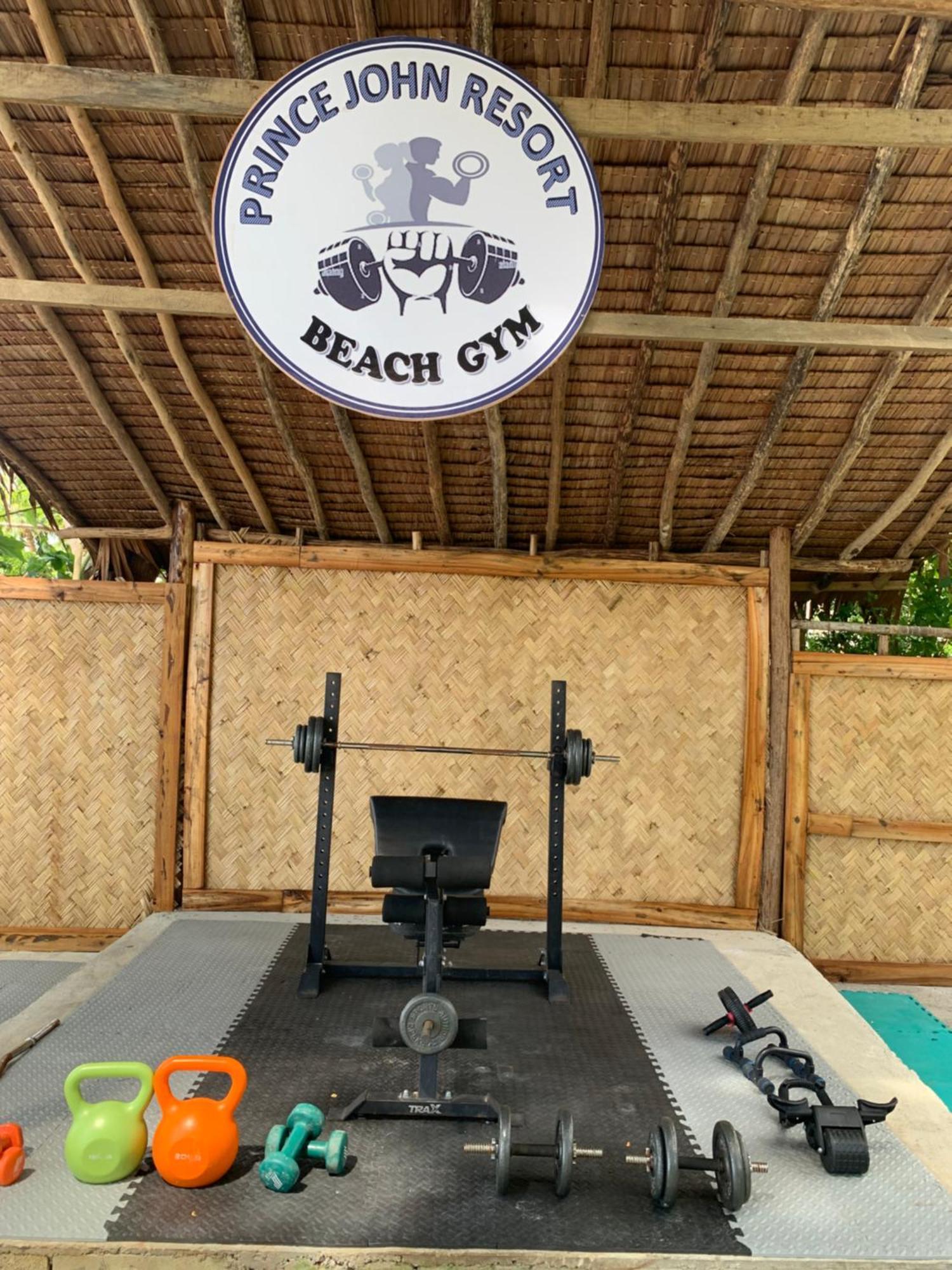Inn John Beachfront Eco And Restaurant *
